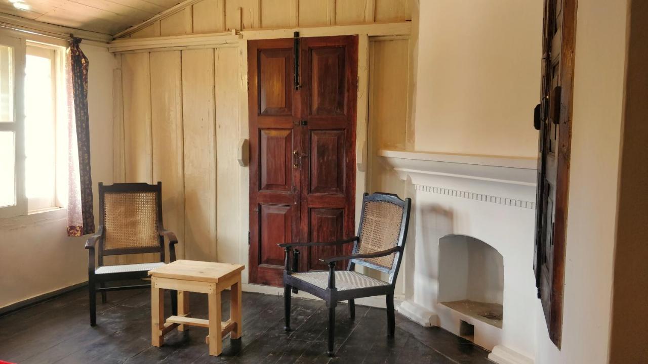 Black Bear Cottage Khajjiar Exterior photo